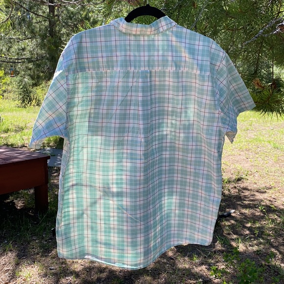 Patagonia Men’s Button Down Shirt - Picture 4 of 5